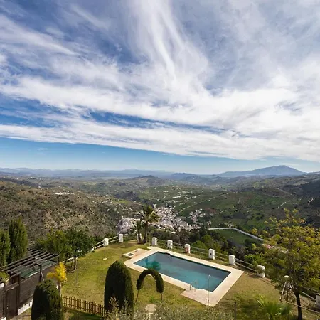 Cerro De Hijar Hotel