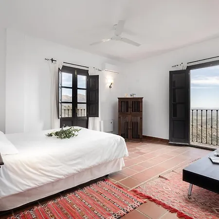 Cerro De Hijar Hotel