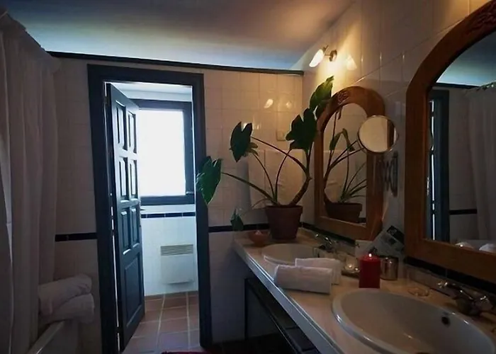 瑟罗德伊哈尔酒店